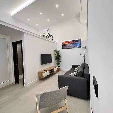 Apartment Castillejos 4 *